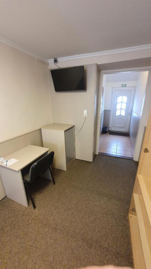 Central Motel Kecskemét Exteriör bild